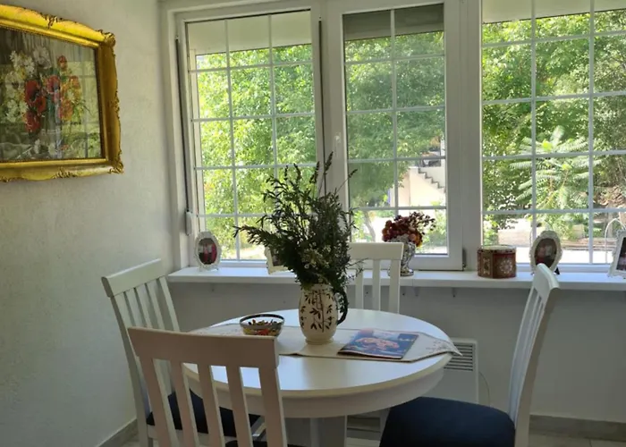 Nina - Gde Dusa Dise Villa