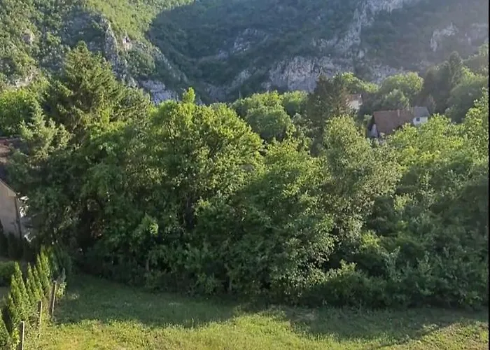 Nina - Gde Dusa Dise Villa *